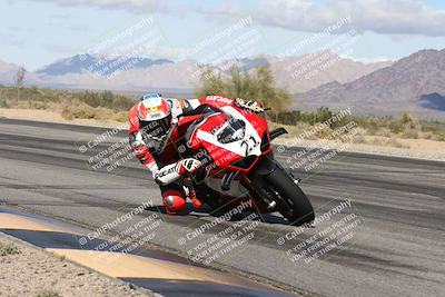 media/Nov-16-2025-Race Pace (Sun) [[8c5fa54630]]/Non Verified Riders (1st 20 Minutes)/3-Turn 3 Inside (11am)/